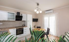 Apartments Star - Free Private Parking